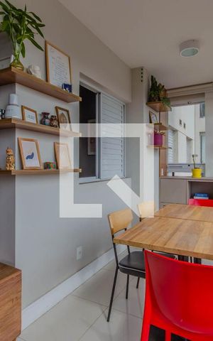 Apartamento para alugar com 68m², 2 quartos e 1 vaga Apartamento para alugar com 68m², 2 quartos e 1 vagaVaranda