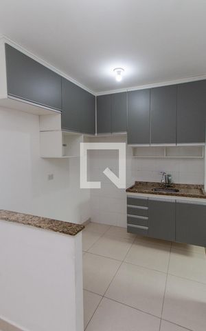 Apartamento à venda com 30m², 1 quarto e sem vaga Apartamento à venda com 30m², 1 quarto e sem vagaCozinha e Área de Serviço
