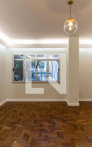 Apartamento para alugar com 140m², 3 quartos e sem vaga Apartamento para alugar com 140m², 3 quartos e sem vagaSala