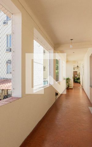 Apartamento à venda com 71m², 2 quartos e sem vagaHall