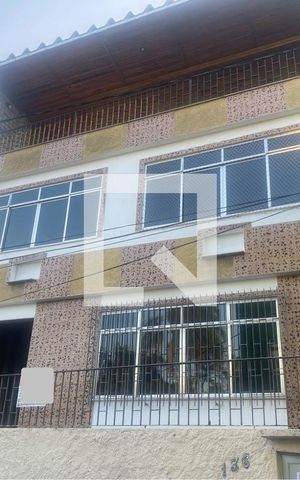 Casa de condomínio à venda com 340m², 3 quartos e 1 vaga Casa de condomínio à venda com 340m², 3 quartos e 1 vagaFachada