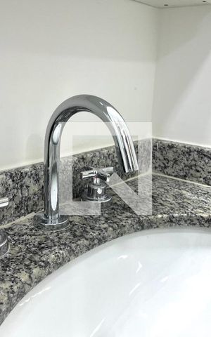 Studio para alugar com 21m², 1 quarto e sem vaga Studio para alugar com 21m², 1 quarto e sem vagaBanheiro