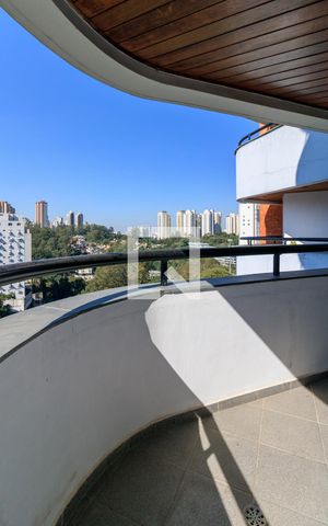 Apartamento à venda com 92m², 3 quartos e 2 vagas Apartamento à venda com 92m², 3 quartos e 2 vagasVaranda