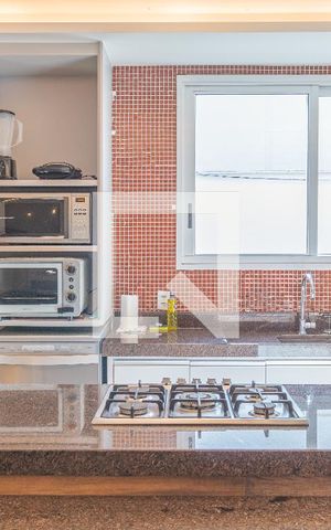 Casa à venda com 280m², 3 quartos e 4 vagas Casa à venda com 280m², 3 quartos e 4 vagasCozinha