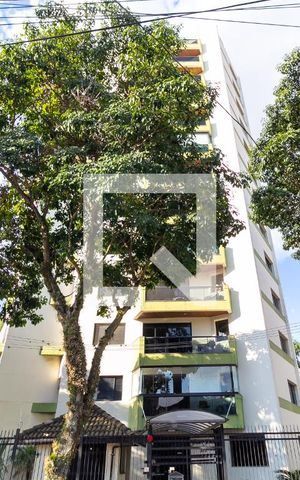 Apartamento à venda com 176m², 4 quartos e 3 vagas Apartamento à venda com 176m², 4 quartos e 3 vagasFachada