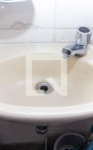 Apartamento à venda com 176m², 4 quartos e 3 vagas Apartamento à venda com 176m², 4 quartos e 3 vagasBanheiro de serviço