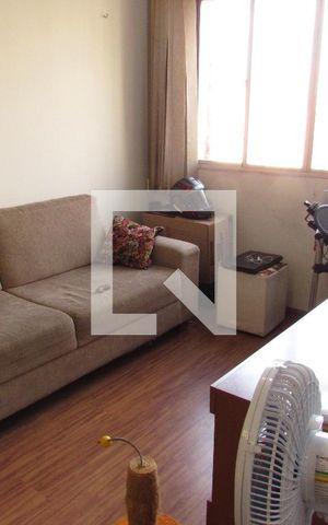 Apartamento para alugar com 77m², 2 quartos e 2 vagasSala