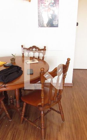Apartamento para alugar com 77m², 2 quartos e 2 vagasSala