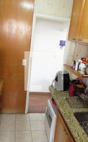 Apartamento para alugar com 77m², 2 quartos e 2 vagasCozinha