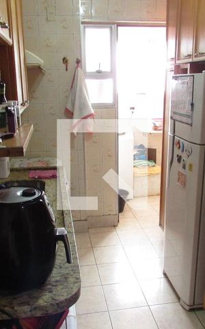 Apartamento para alugar com 77m², 2 quartos e 2 vagasCozinha