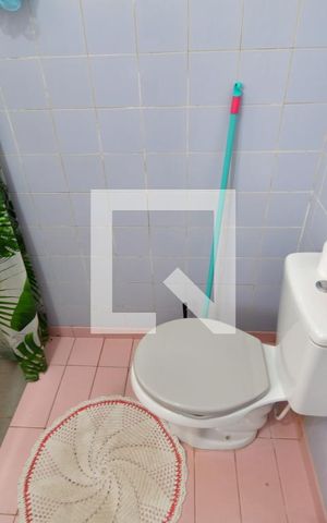 Casa para alugar com 200m², 3 quartos e 20 vagasBanheiro
