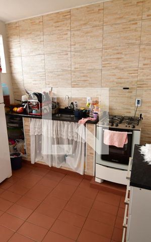 Casa para alugar com 200m², 3 quartos e 20 vagasCozinha