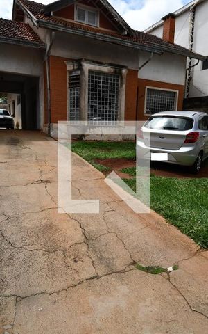 Casa para alugar com 200m², 3 quartos e 20 vagasGaragem / Jardim