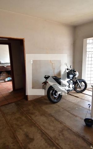 Casa para alugar com 200m², 3 quartos e 20 vagasSala 1