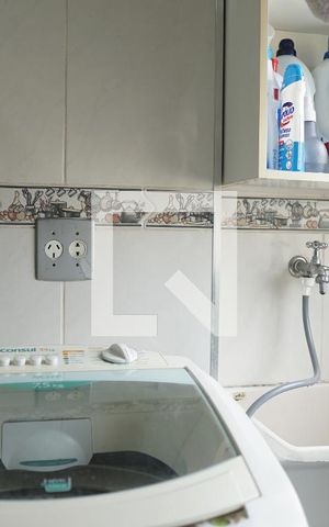 Apartamento à venda com 56m², 3 quartos e 1 vagaÁrea de Serviço
