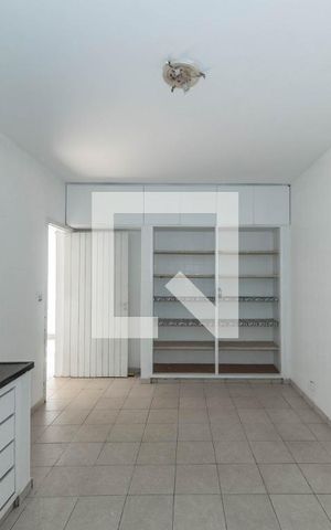 Casa para alugar com 142m², 2 quartos e 3 vagas Casa para alugar com 142m², 2 quartos e 3 vagasCozinha
