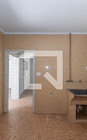 Casa para alugar com 142m², 2 quartos e 3 vagas Casa para alugar com 142m², 2 quartos e 3 vagasÁrea de Serviço