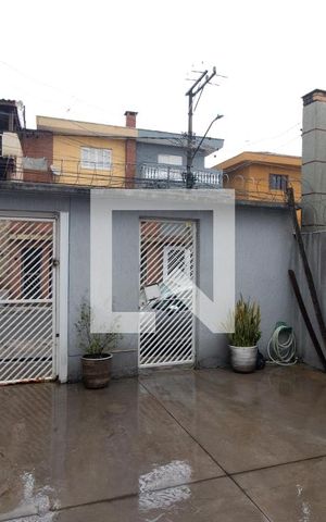 Casa para alugar com 194m², 3 quartos e 3 vagas Casa para alugar com 194m², 3 quartos e 3 vagasGaragem