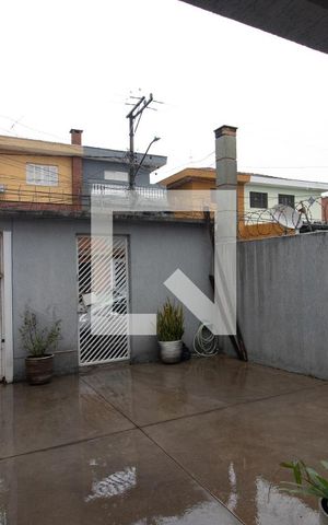 Casa para alugar com 194m², 3 quartos e 3 vagas Casa para alugar com 194m², 3 quartos e 3 vagasGaragem