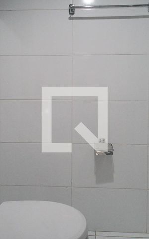 Apartamento para alugar com 58m², 2 quartos e sem vaga Apartamento para alugar com 58m², 2 quartos e sem vagaBanheiro