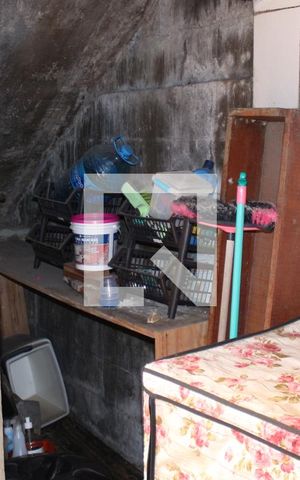 Casa à venda com 200m², 3 quartos e 2 vagasÁrea de Serviço