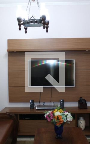 Casa à venda com 200m², 3 quartos e 2 vagasSala