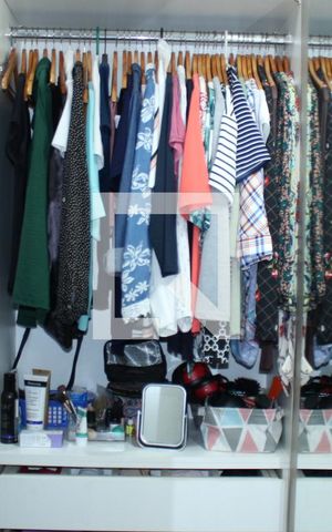 Casa à venda com 200m², 3 quartos e 2 vagasCloset Quarto 3