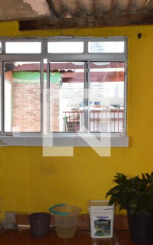 Casa à venda com 150m², 4 quartos e 1 vagaÁrea de Serviço