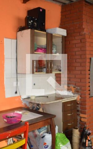 Casa à venda com 150m², 4 quartos e 1 vagaÁrea de Serviço