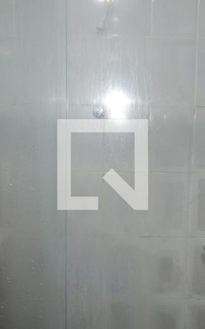 Casa à venda com 150m², 4 quartos e 1 vagaBanheiro