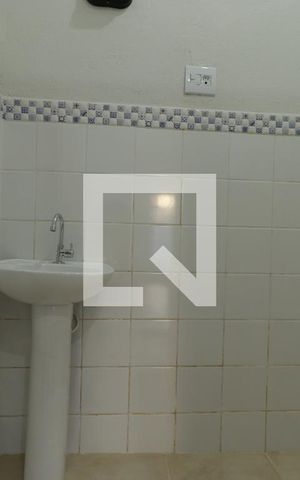 Casa para alugar com 120m², 2 quartos e sem vagaBanheiro
