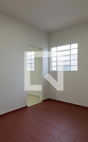 Casa para alugar com 120m², 2 quartos e sem vagaSala