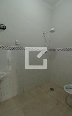 Casa para alugar com 120m², 2 quartos e sem vagaBanheiro