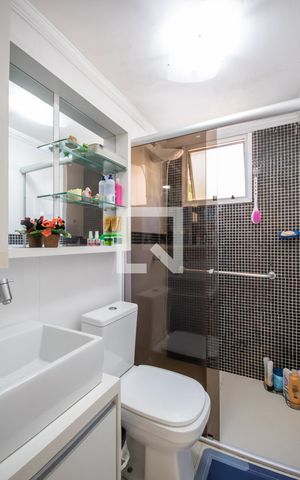 Apartamento à venda com 56m², 2 quartos e sem vaga Apartamento à venda com 56m², 2 quartos e sem vagaBanheiro