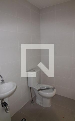 Studio à venda com 25m², 1 quarto e sem vaga Studio à venda com 25m², 1 quarto e sem vagaBanheiro