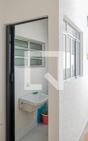 Casa à venda com 115m², 2 quartos e 1 vagaÁrea de serviço e quintal