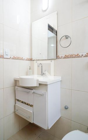 Casa à venda com 115m², 2 quartos e 1 vagaBanheiro 