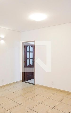 Casa à venda com 115m², 2 quartos e 1 vagaSala