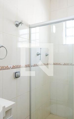 Casa à venda com 115m², 2 quartos e 1 vagaBanheiro 