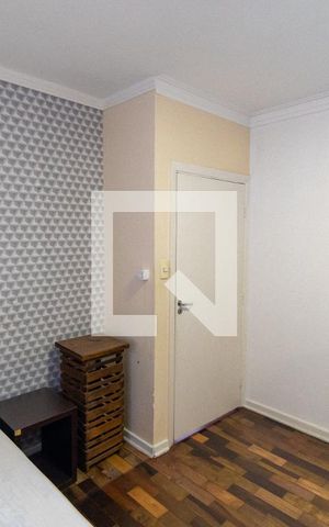 Casa à venda com 400m², 4 quartos e 4 vagas Casa à venda com 400m², 4 quartos e 4 vagasQuarto 2