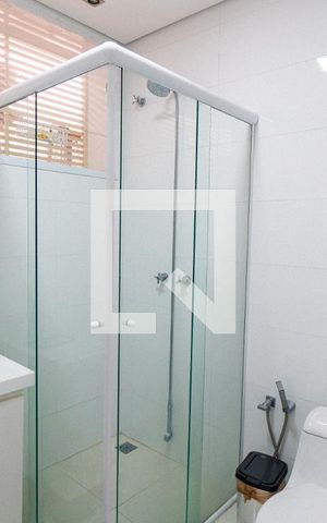 Casa à venda com 400m², 4 quartos e 4 vagas Casa à venda com 400m², 4 quartos e 4 vagasBanheiro Social