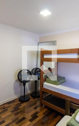 Casa à venda com 400m², 4 quartos e 4 vagas Casa à venda com 400m², 4 quartos e 4 vagasQuarto 2