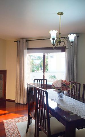 Casa à venda com 325m², 4 quartos e 4 vagasSala de Jantar
