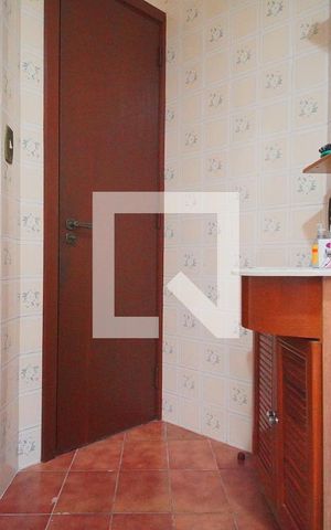 Casa à venda com 325m², 4 quartos e 4 vagasBanheiro