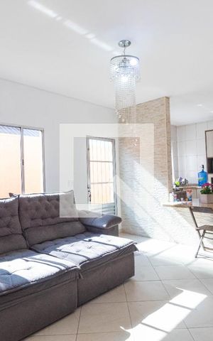 Casa à venda com 700m², 3 quartos e 3 vagas Casa à venda com 700m², 3 quartos e 3 vagasSala 1