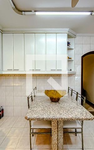 Casa à venda com 170m², 2 quartos e 1 vagaCozinha
