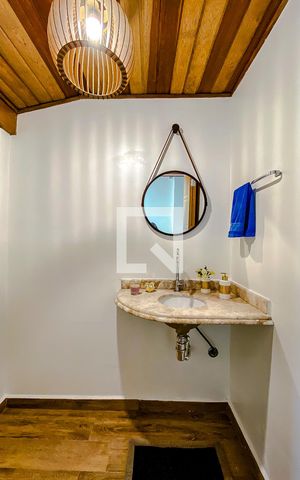 Casa à venda com 170m², 2 quartos e 1 vagaLavabo