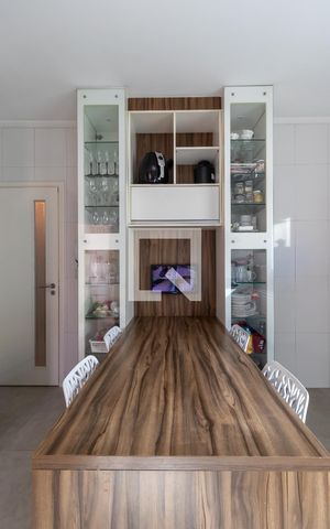 Casa à venda com 222m², 3 quartos e 5 vagasCozinha