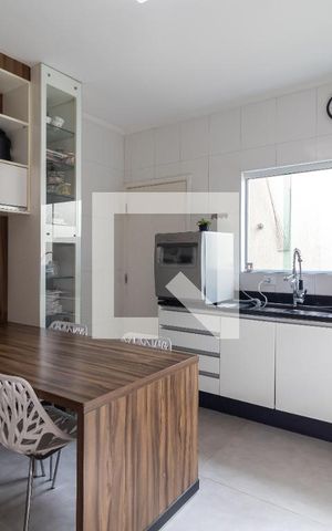 Casa à venda com 222m², 3 quartos e 5 vagasCozinha