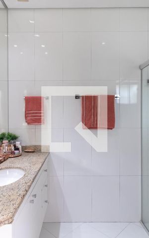 Casa à venda com 222m², 3 quartos e 5 vagasBanheiro da Suíte 1